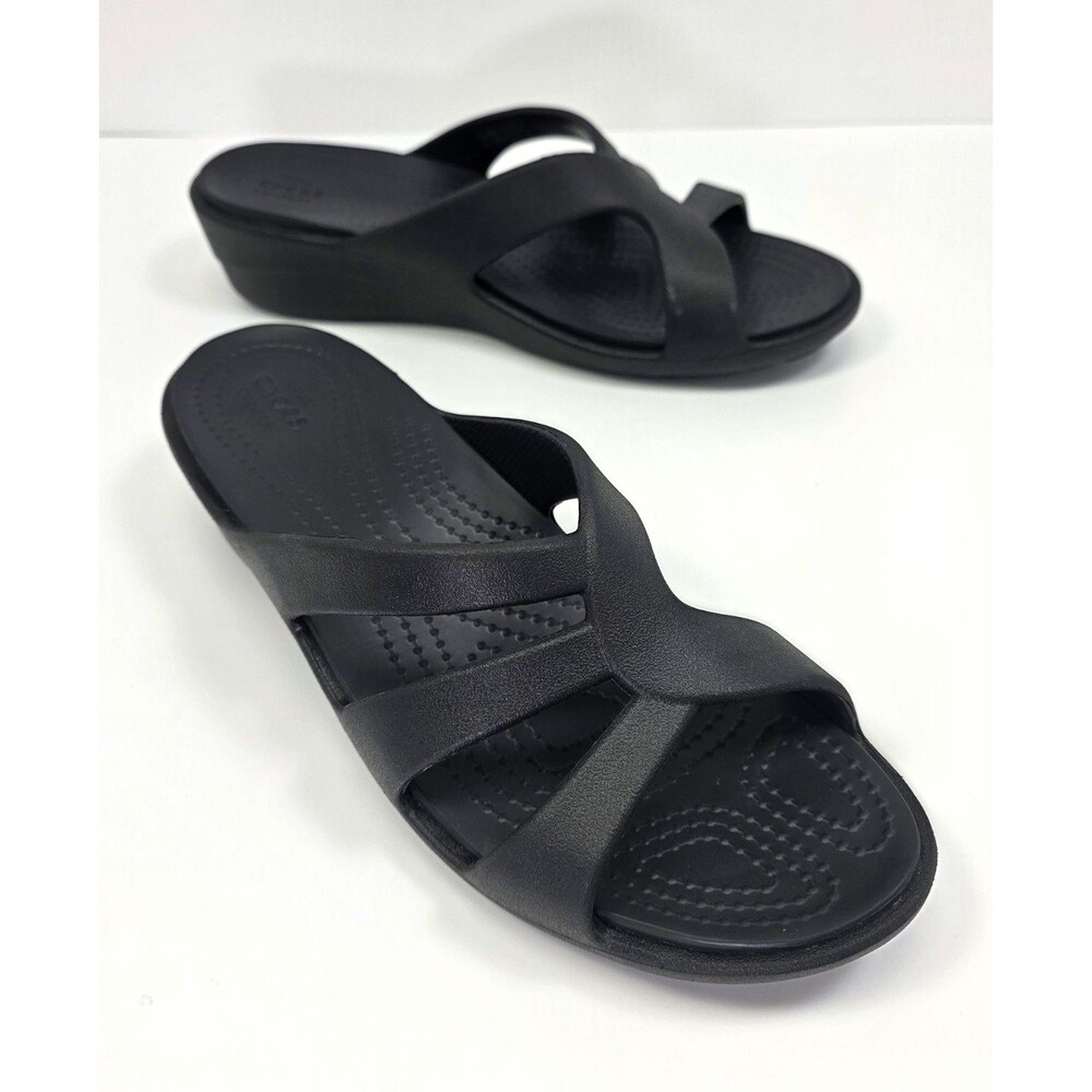 ​Crocs Cyprus V  Wedge sandals black women's size 9 comfort heeled slide